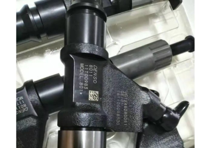 Weichai Diesel Engine Truck Spare Part Fuel Injectors
